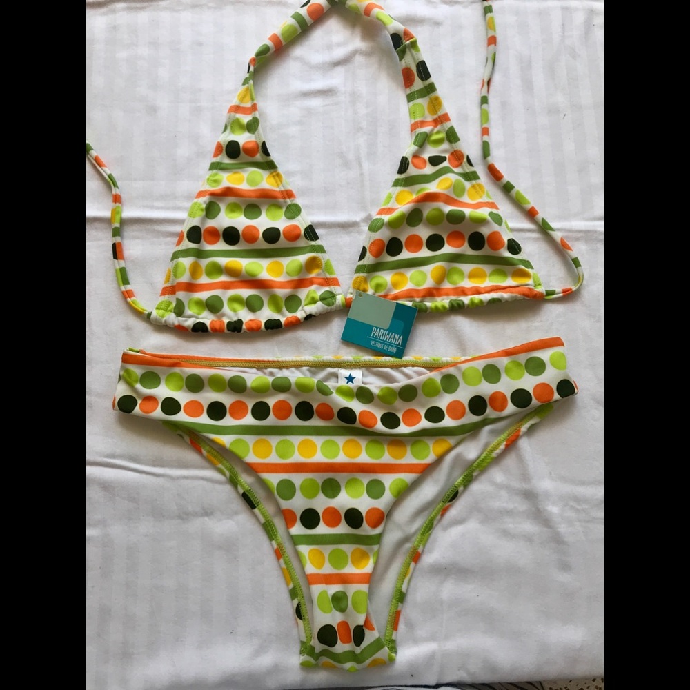 Bikini. 2 pieces. Swimsuit. Bath suit.  Dots